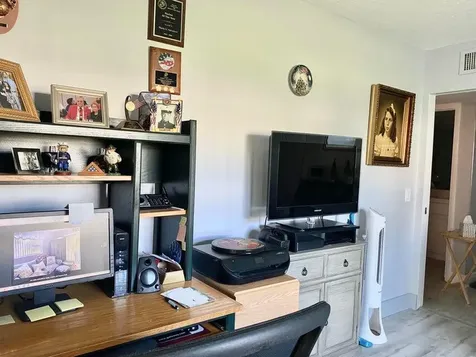 625 Normandy Delray Beach FL 33484