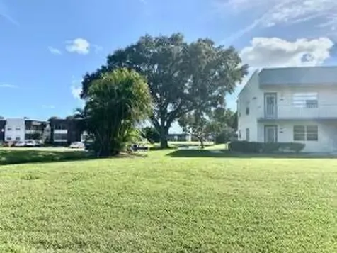 625 Normandy Delray Beach FL 33484