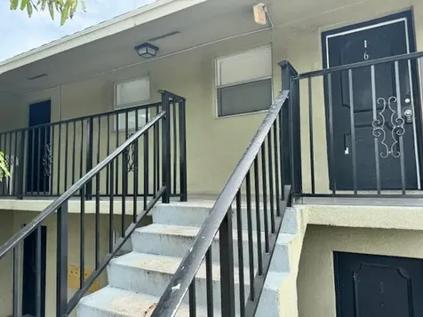 1709 S Federal Highway Lake Worth Beach FL 33460