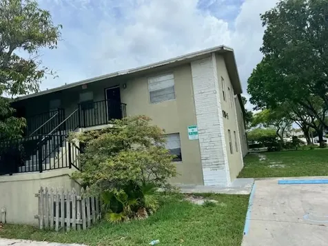 1709 S Federal Highway Lake Worth Beach FL 33460