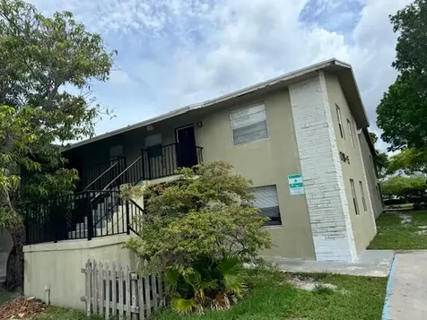 1709 S Federal Highway Lake Worth Beach FL 33460