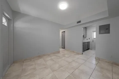 5337 Ne 17th Avenue Pompano Beach FL 33064