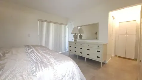 201 Coventry I West Palm Beach FL 33417