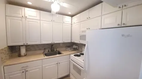 201 Coventry I West Palm Beach FL 33417