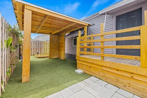 10592 Sw Sandalfoot Boulevard Boca Raton FL 33428