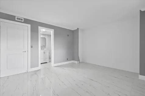 3040 Lake Shore Drive Riviera Beach FL 33404