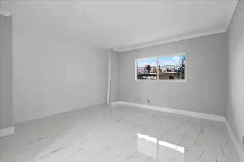 3040 Lake Shore Drive Riviera Beach FL 33404