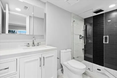 3040 Lake Shore Drive Riviera Beach FL 33404