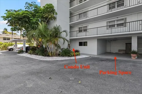 3040 Lake Shore Drive Riviera Beach FL 33404