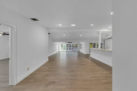 2642 Ne 3rd Street Pompano Beach FL 33062