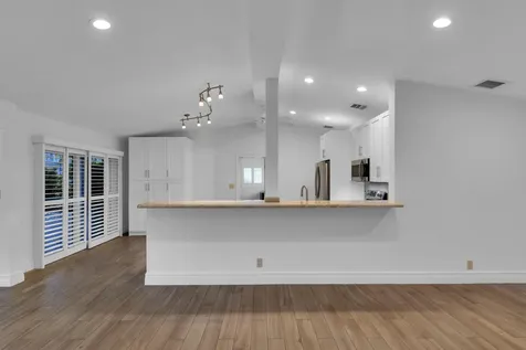 2642 Ne 3rd Street Pompano Beach FL 33062