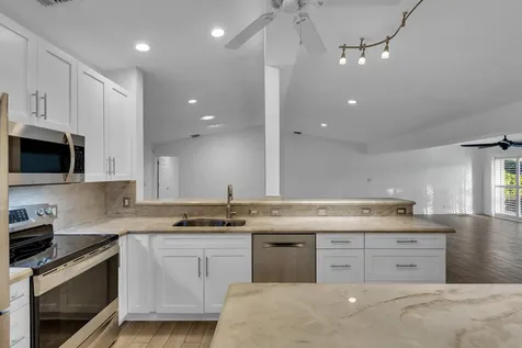 2642 Ne 3rd Street Pompano Beach FL 33062