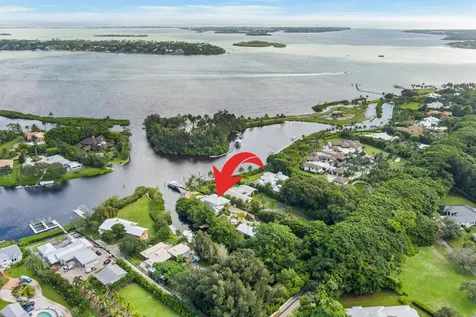 2897 Se Saint Lucie Boulevard Stuart FL 34997