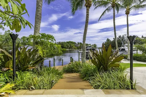 2897 Se Saint Lucie Boulevard Stuart FL 34997