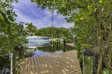 2897 Se Saint Lucie Boulevard Stuart FL 34997