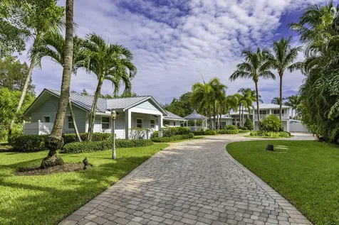 2897 Se Saint Lucie Boulevard Stuart FL 34997