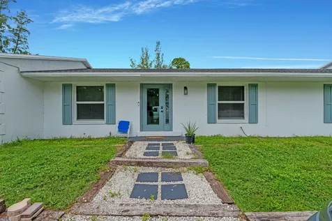 3229 Blanchette Trail Lake Worth FL 33467