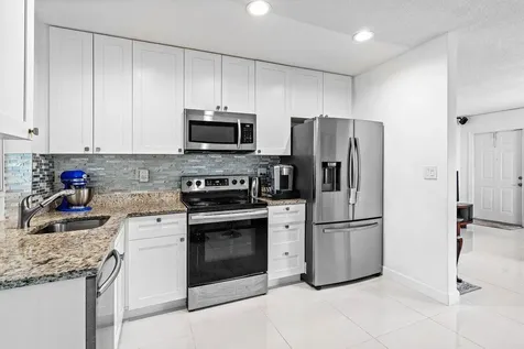 6809 Nw 75th Street Tamarac FL 33321