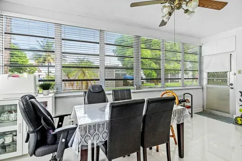 6809 Nw 75th Street Tamarac FL 33321