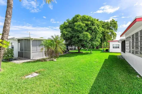 6809 Nw 75th Street Tamarac FL 33321