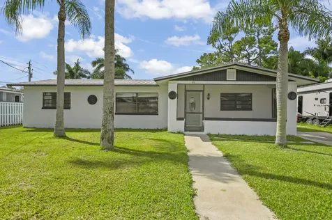 872 Sw 30th Street Palm City FL 34990