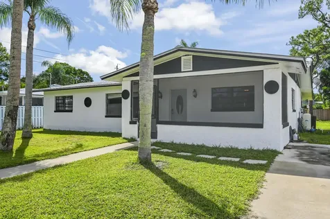 872 Sw 30th Street Palm City FL 34990