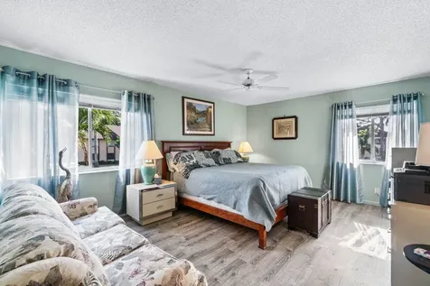 414 Pine Glen Lane Greenacres FL 33463