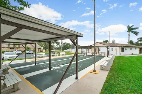 414 Pine Glen Lane Greenacres FL 33463