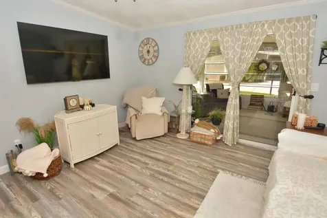 8483 Filifera Court Port Saint Lucie FL 34952