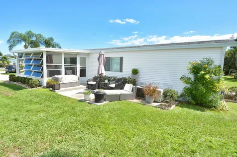8483 Filifera Court Port Saint Lucie FL 34952