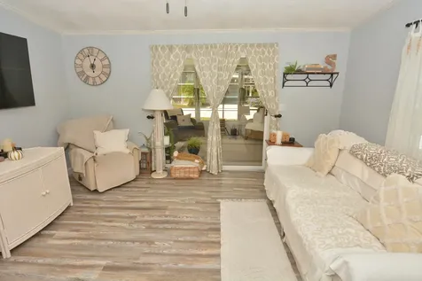 8483 Filifera Court Port Saint Lucie FL 34952