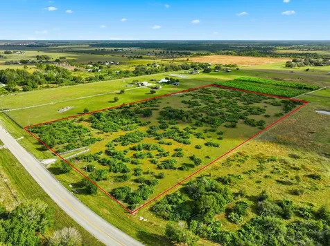 12240 NE 56th Avenue Okeechobee FL 34972