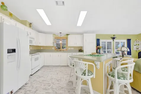 211 S Heron Drive Briny Breezes FL 33435