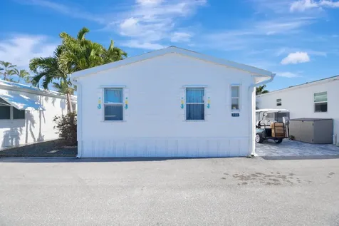 211 S Heron Drive Briny Breezes FL 33435
