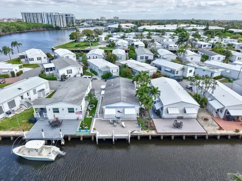 211 S Heron Drive Briny Breezes FL 33435