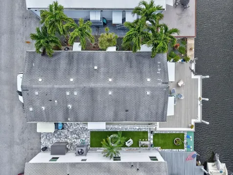211 S Heron Drive Briny Breezes FL 33435