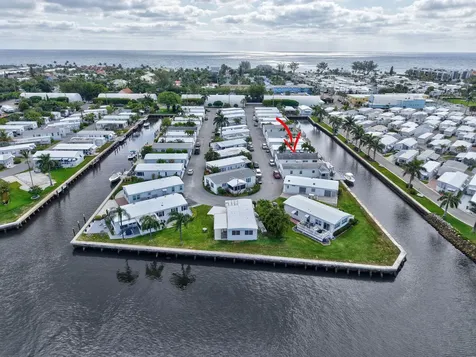 211 S Heron Drive Briny Breezes FL 33435