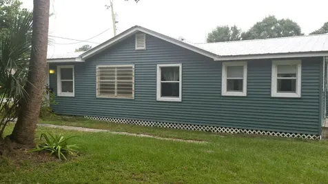 2107 S 34th Street Fort Pierce FL 34947