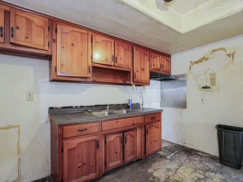 2448 1st Court Vero Beach FL 32962
