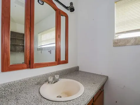 2448 1st Court Vero Beach FL 32962