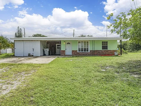 2448 1st Court Vero Beach FL 32962