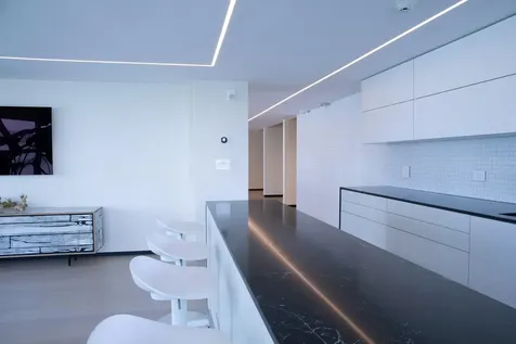 605 Lincoln Road Miami Beach FL 33139
