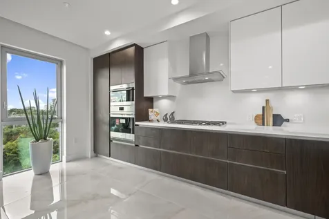 475 E Royal Palm Road Boca Raton FL 33432