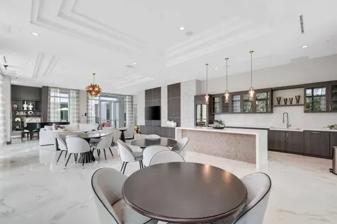 475 E Royal Palm Road Boca Raton FL 33432