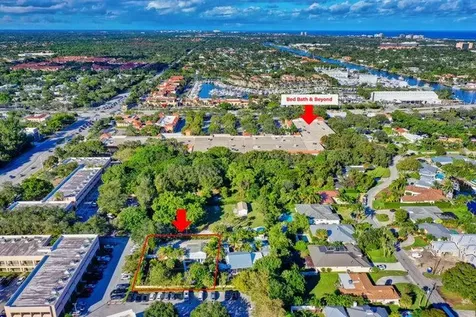 2396 Easy Street Palm Beach Gardens FL 33410