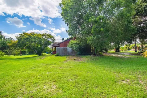 17672 38th Road The Acreage FL 33470