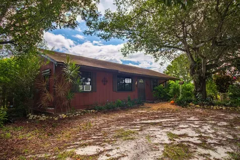 17672 38th Road The Acreage FL 33470