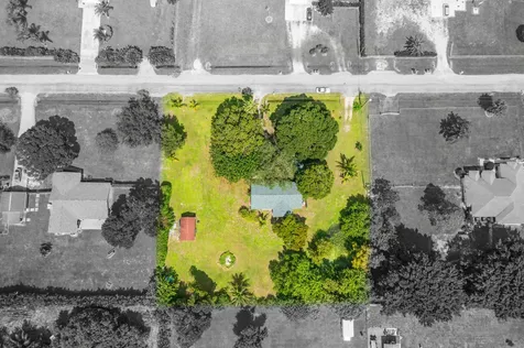 17672 38th Road The Acreage FL 33470