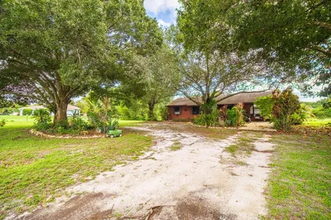17672 38th Road The Acreage FL 33470