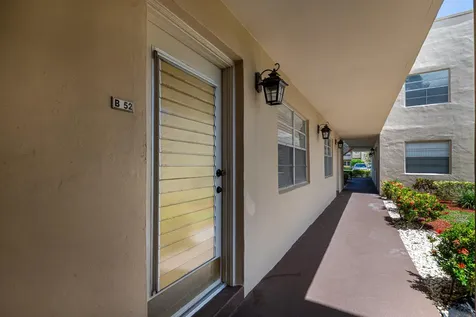 52 Burgundy Delray Beach FL 33484